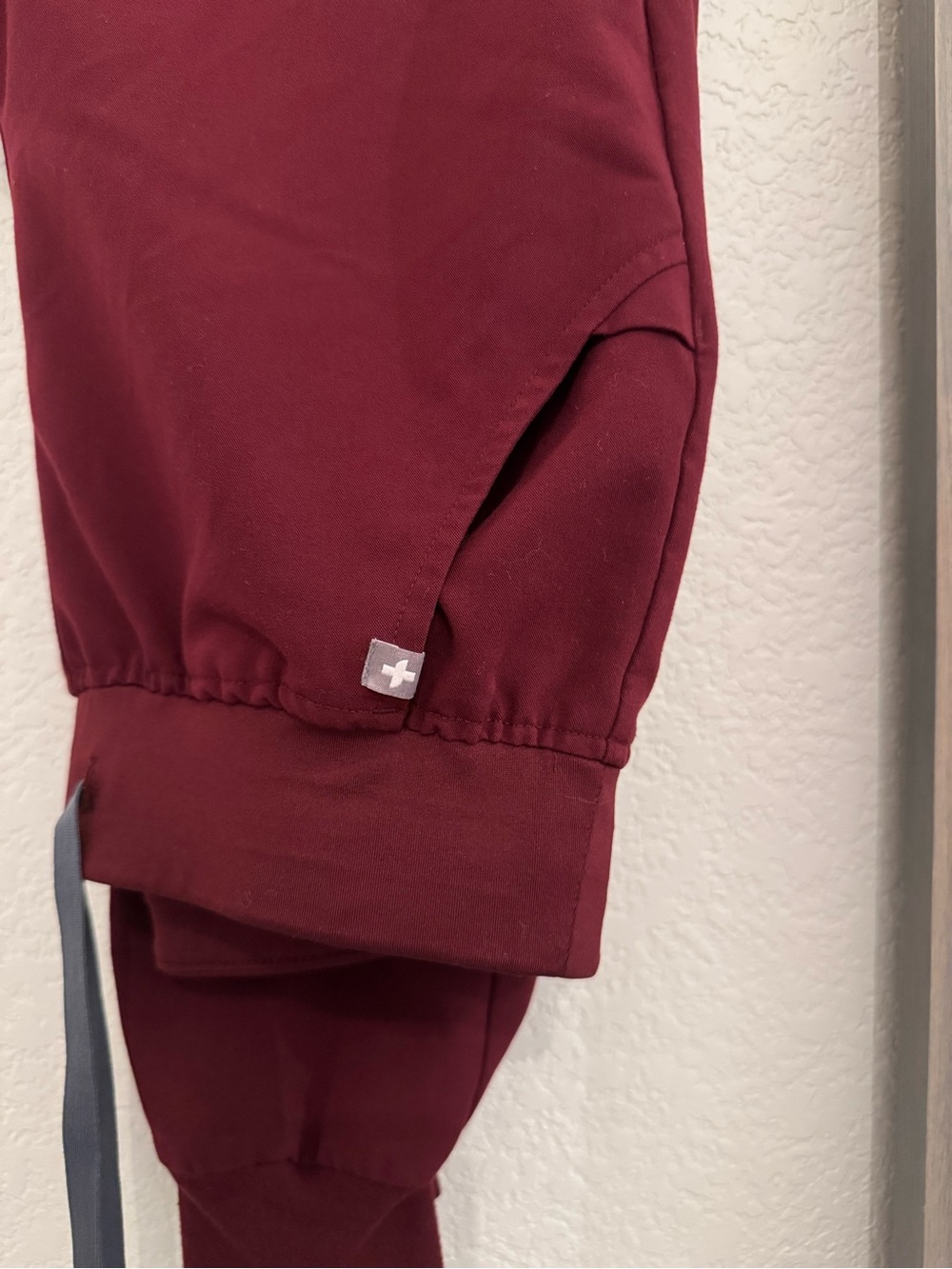 FIGS Zamora High-Rise Jogger Scrub Pant (Tall) - Picture 2 of 5